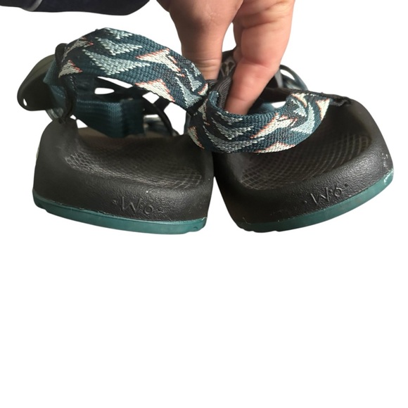 Chaos Women’s Strappy Hiking Outdoor Sandal- Size 6 - Picture 3 of 5